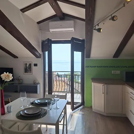 Ferienwohnung Fenix - Stunning View, Great Location & Free Parking Opatija Exterior foto
